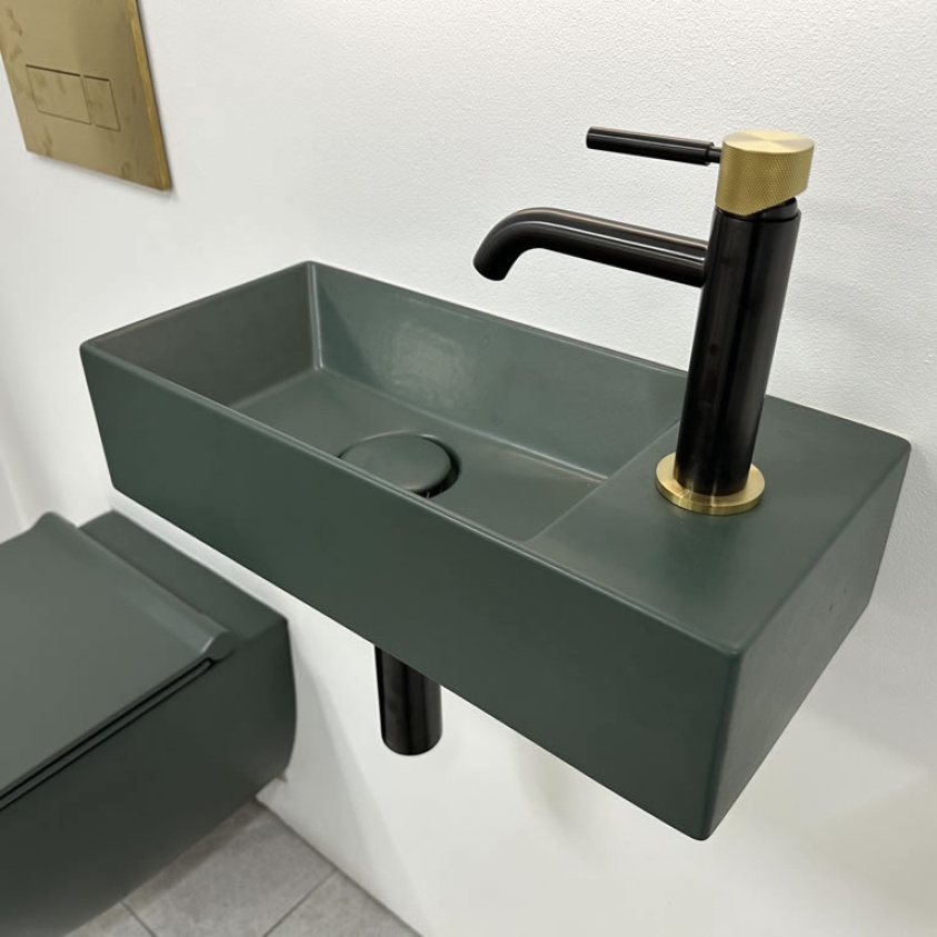 Zero 3 450mm Matt Green Wall Mounted Basin - Image 1